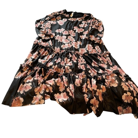 ULLA POPKEN Maxi
Tiered Layered Floral Dress-Size 20/22-Lined-Long Sleeves NWT - Picture 4 of 12